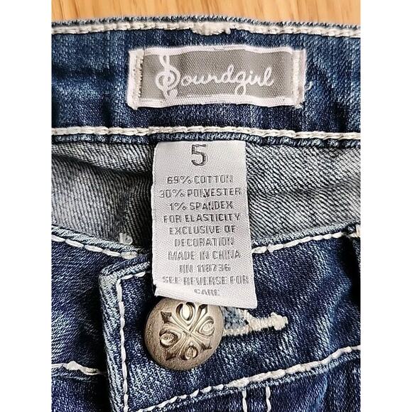 Soundgirl Denim Capri Jeans Sz 5 Embroidered Rhinestones Thick Stitch Distressed - Picture 11 of 12